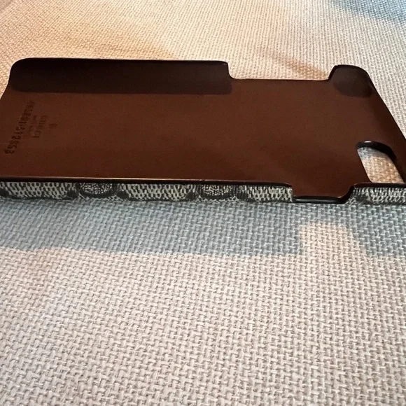 Gucci iPhone 7/8 Phone Case GG Blind For Love Bee Brown NIB - Picture 12 of 13